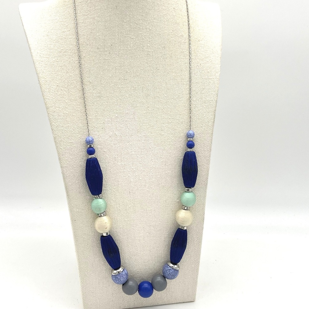 Ann Taylor Factory Mixed Media Beaded Statement Necklace Blue Mint Silver Tone